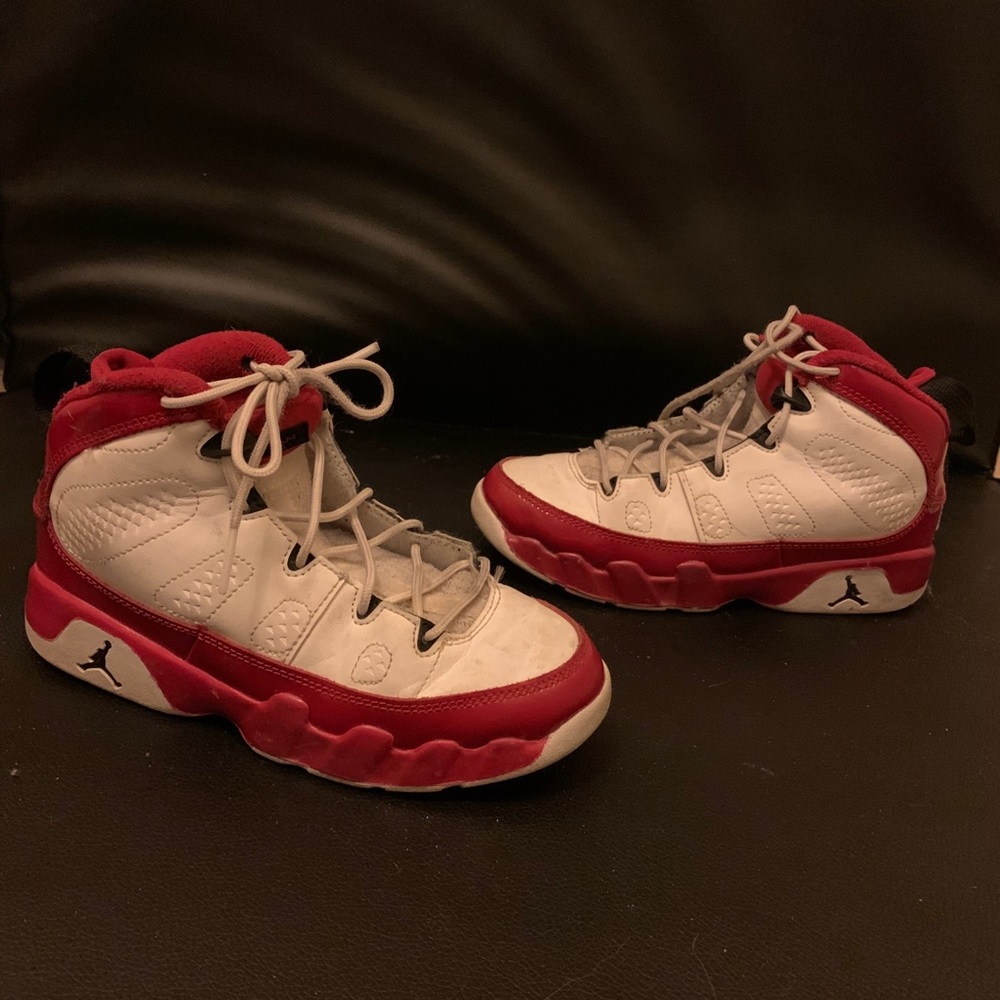 Jordans red and white 9s
